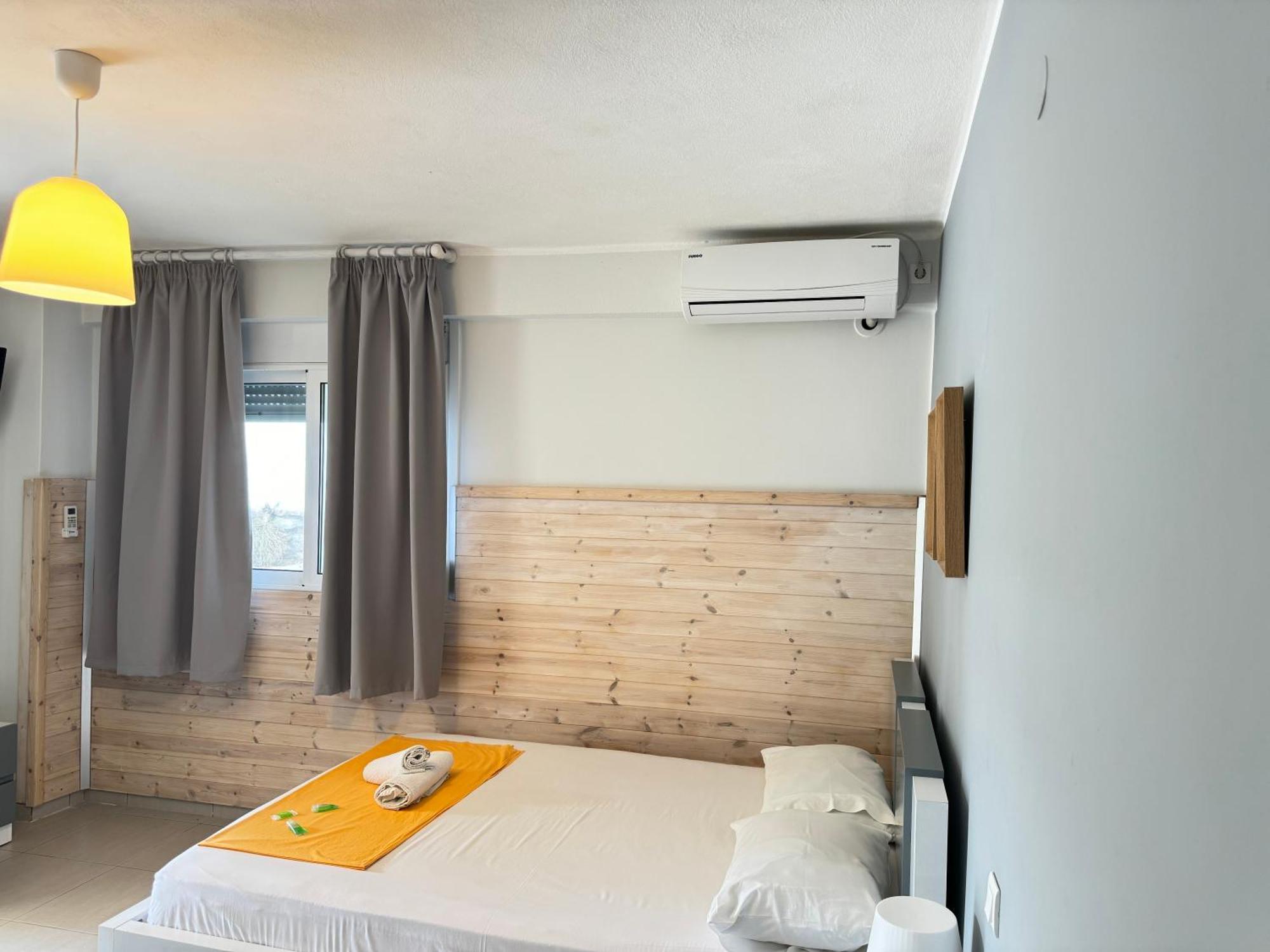 Potami Seashell Hotel Himare Exterior foto