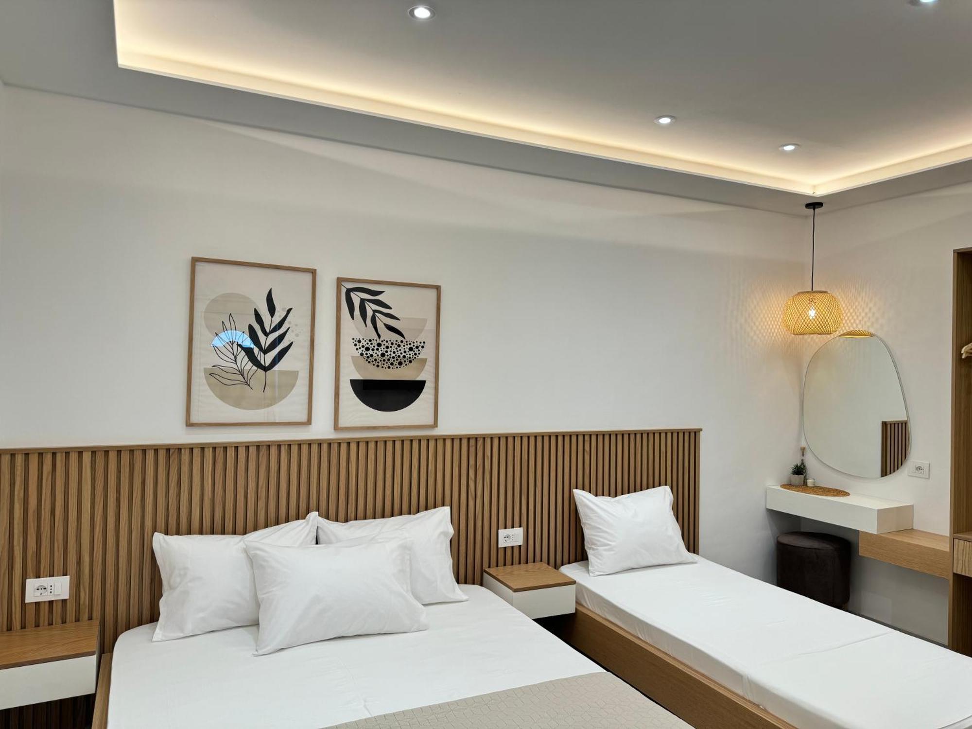 Potami Seashell Hotel Himare Exterior foto