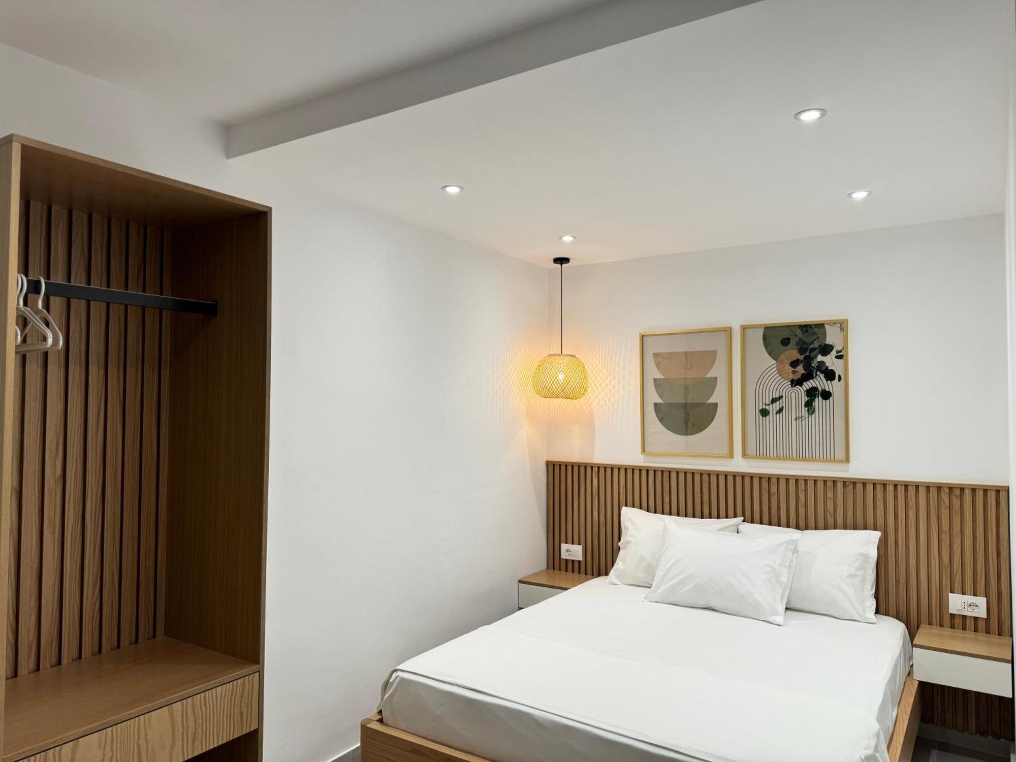 Potami Seashell Hotel Himare Exterior foto